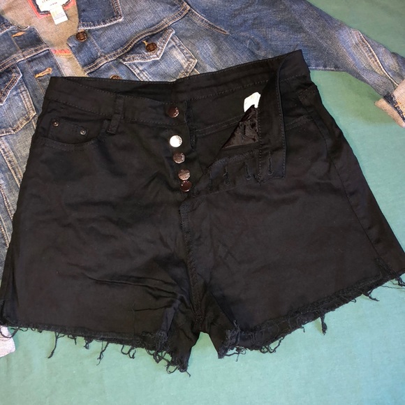 High Waisted Shorts - Picture 2 of 3